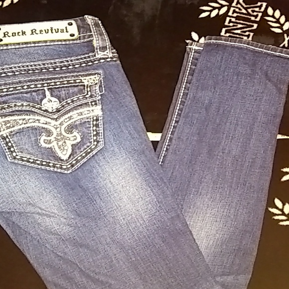 Rock Revival Jeans - Picture 2 of 4